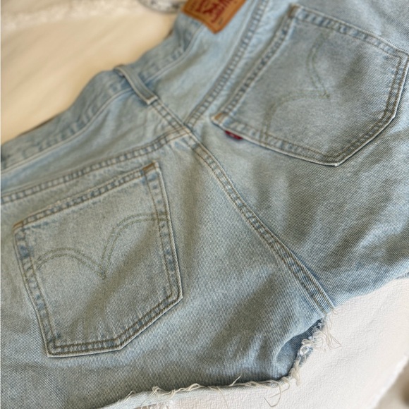 Levi's Blue Jean Shorts Distressed High-Waisted - Picture 3 of 6